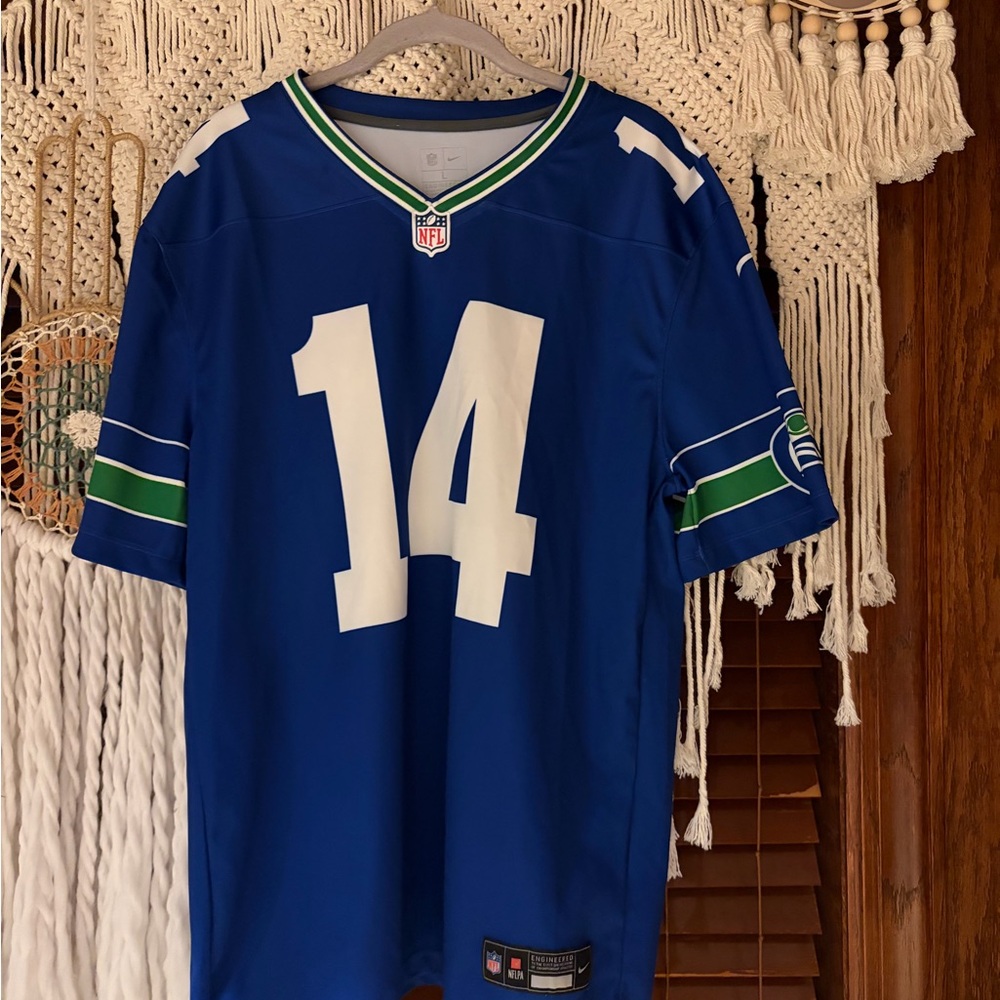 Seattle Seahawks Metcalf 14 NFL Jersey Mike dri -fit large engineered